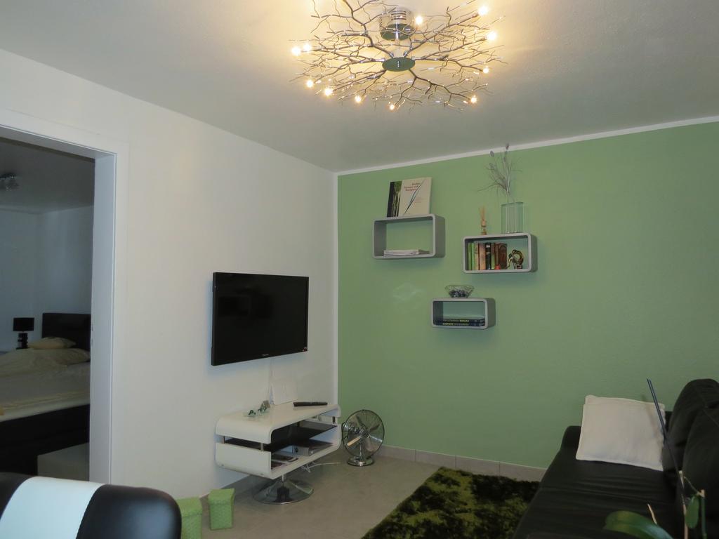 Hotel Sechzehn Leverkusen Kamer foto
