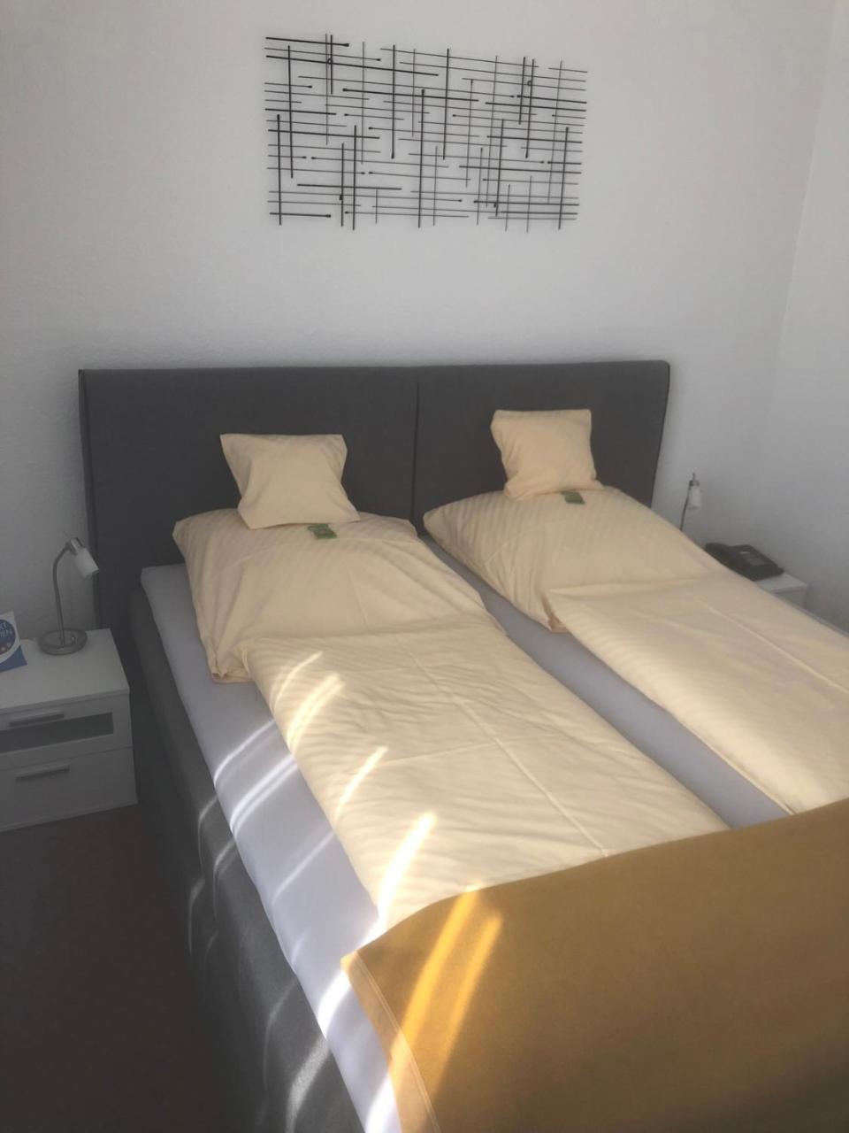 Hotel Sechzehn Leverkusen Buitenkant foto
